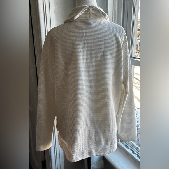 07 - Side med, Joe, fresh cream colour long sleeve - Picture 3 of 8